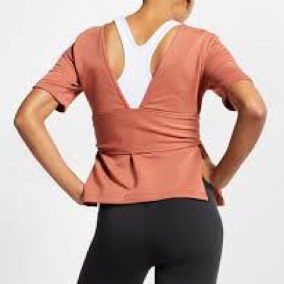 Nike Studio Wrap Short Sleeve - Picture 2 of 6